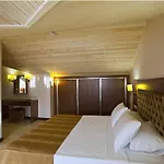 Hotel Montana 3*