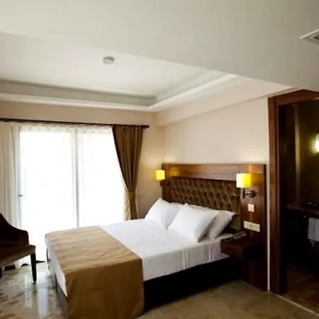 Montana Hotel 3*