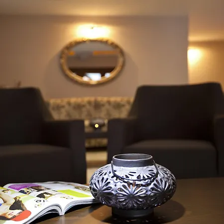 Montana ホテル 3*